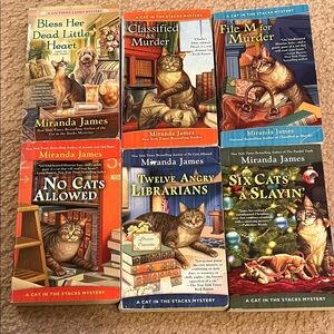 Cat Mystery Book Set
